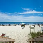Emerald Beach Resort 430